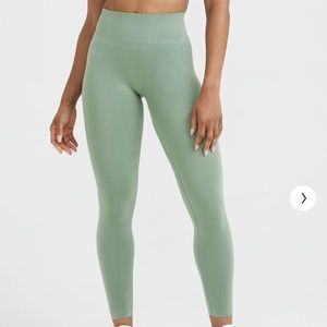 Oner Active Effortless Leggings Sage Green Medium